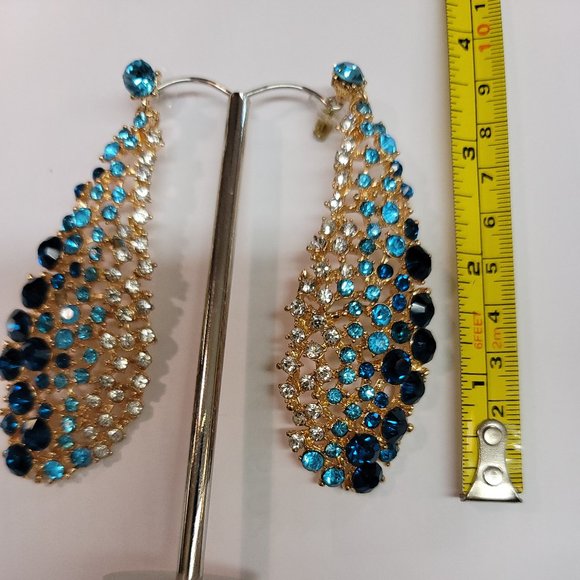 Blue Glass Crystal Statement Necklace Earring Set - Picture 3 of 3